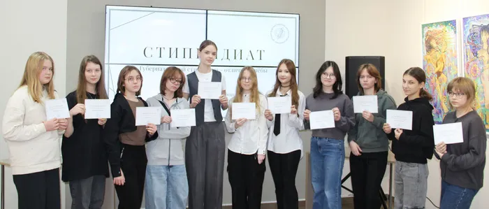 ДХШ г. Кемерово Вручение стипендии отличника 1