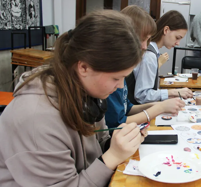 Участники мастер-класса за работой