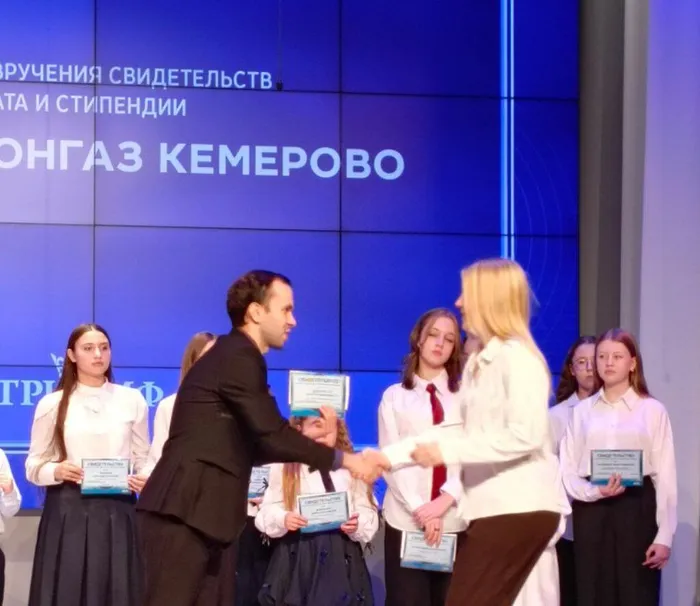 4d458fbd-028f-46bd-98a5-8725bc596563