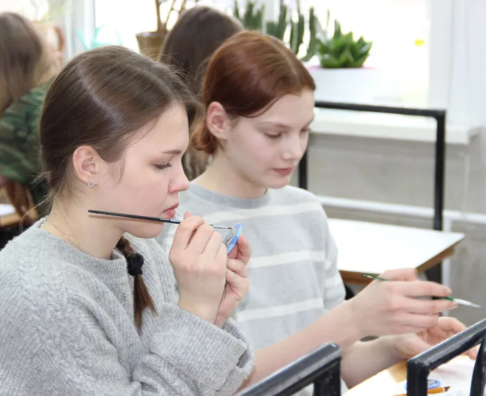 Участники мастер-класса за работой