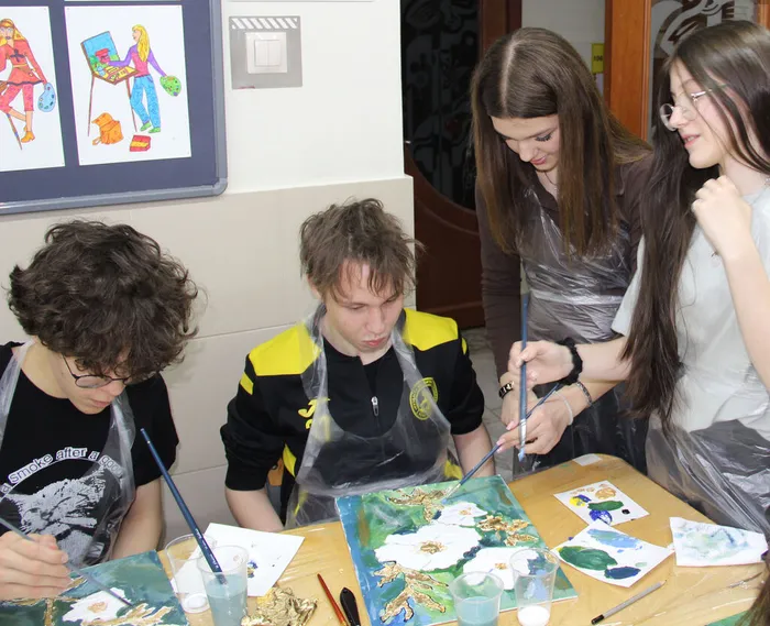 Участники мастер-класса за работой